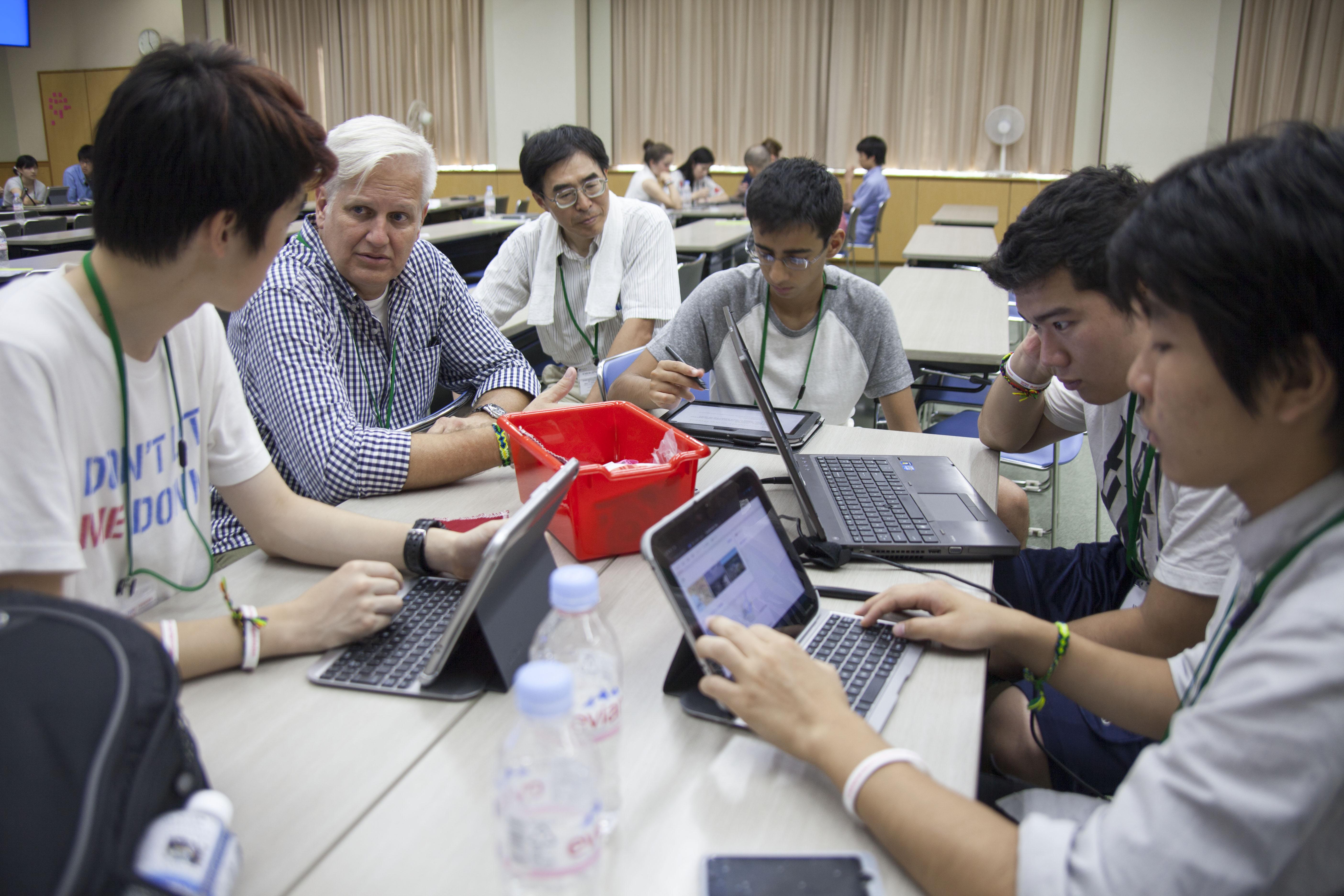 Adams engaging American and Japanese students during TOMODACHI Toshiba Academy in Tokyo